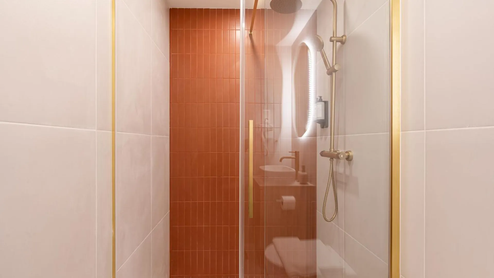 Asboth Boutique Suites, Best Location By Bqa Budapest Ungarn